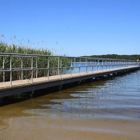 Am Vilzsee, Mirow 別荘 *